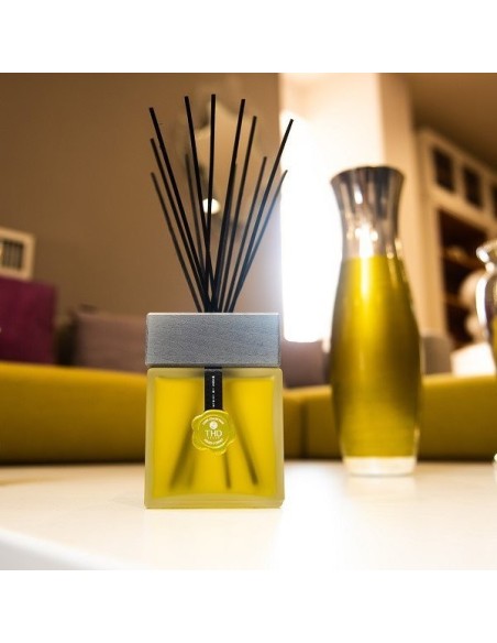 Diffusore essenze Italian Diffuser Cube Collection 200 ML - Cuoio e Cedro - Made in Italy