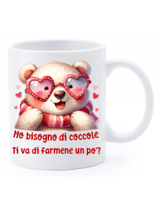 Tazza mug ceramica con scatola - Ho bisogno di coccole, ti va di farmene un pò?