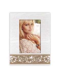 Portafoto in legno bianco e marrone a rilievo Cm. 17x22 - Foto Cm. 10x15