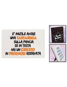Mattonella ceramica umoristica con piedistallo Cm. 15x10 - E' inutile avere una tartaruga sulla pancia..