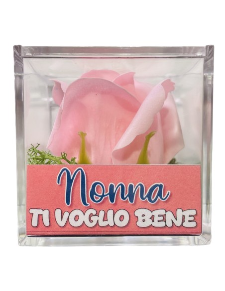Rosa di sapone in scatolina plex Cm. 6x6x6 - Nonna - Rosa